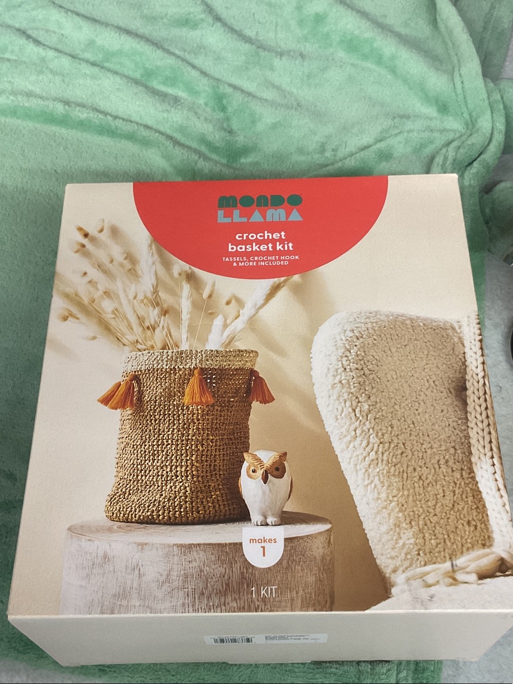 Mondo Llama Crochet Basket Kit — Tan with Orange Tassels